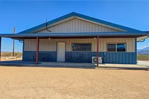4302 W Speedway Rd, Yucca, AZ 86438 - Photo 2
