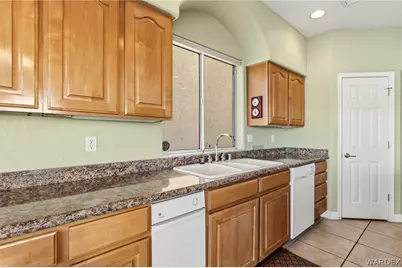 1825 E Shore Villas Drive #6, Bullhead City, AZ 86442 - Photo 24
