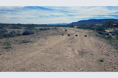 4330 W Speedway Road, Yucca, AZ 86438 - Photo 14