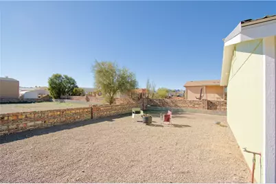49576 Turquoise Avenue, Quartzsite, AZ 85346 - Photo 24