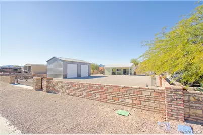 49576 Turquoise Avenue, Quartzsite, AZ 85346 - Photo 2