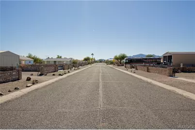 49576 Turquoise Avenue, Quartzsite, AZ 85346 - Photo 28