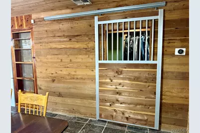 17305 N Lost Mine Drive, Dolan Springs, AZ 86441 - Photo 34