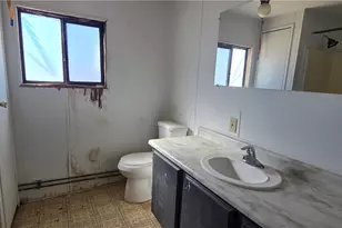 4842 N Gln Cyn Rd, Golden Valley, AZ 86413 - Photo 16