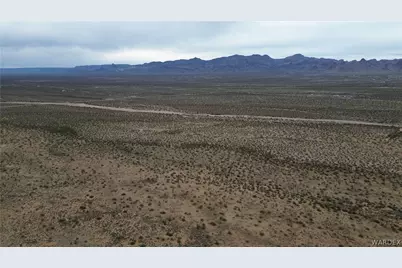 40 Ac Colorado Rd, Golden Valley, AZ 86413 - Photo 12