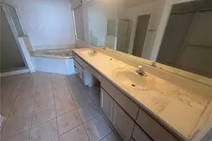 2542 Fox Ridge Ln, Bullhead City, AZ 86442 - Photo 8