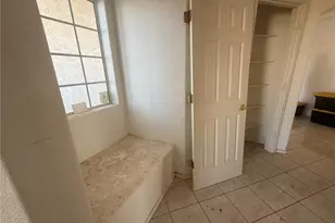 2542 Fox Ridge Ln, Bullhead City, AZ 86442 - Photo 6