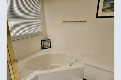 2068 E Lago Grande Bay, Fort Mohave, AZ 86426 - Photo 12