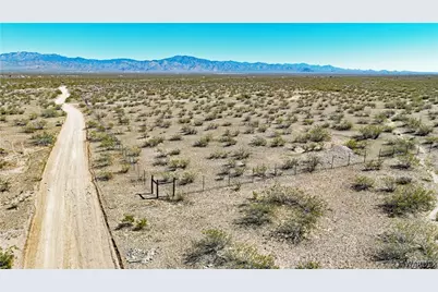 10 Acres W Geronimo Drive, Golden Valley, AZ 86413 - Photo 2