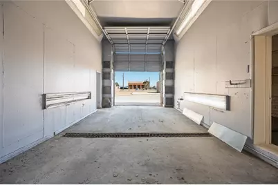 2111 Airway Avenue, Kingman, AZ 86409 - Photo 18