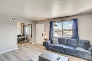 644 Swan Dr, Bullhead City, AZ 86442 - Photo 4
