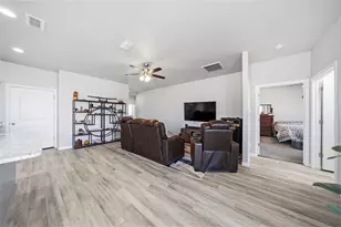 7391 E Winchester Dr, Kingman, AZ 86401 - Photo 6