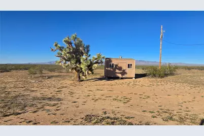 21688 S Roy Rogers Road, Yucca, AZ 86438 - Photo 2