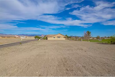 2120 E Calle Serena, Fort Mohave, AZ 86426 - Photo 22