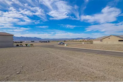 2120 E Calle Serena, Fort Mohave, AZ 86426 - Photo 26