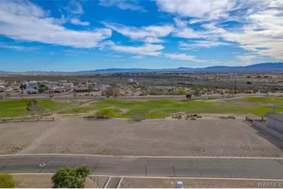 2120 E Calle Serena, Fort Mohave, AZ 86426 - Photo 2