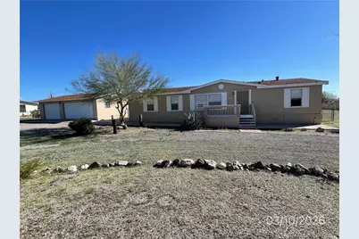 3068 W Malibu Road, Golden Valley, AZ 86413 - Photo 1
