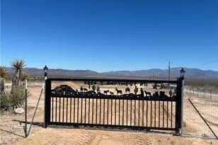 3224 S Amythest Rd, Golden Valley, AZ 86413 - Photo 1