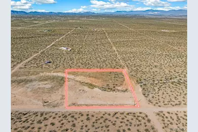 7091 W Cerbat Drive, Golden Valley, AZ 86413 - Photo 4