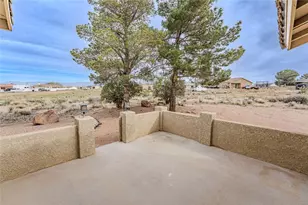 7587 E Brigade Dr, Kingman, AZ 86401 - Photo 12