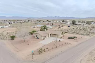 7587 E Brigade Dr, Kingman, AZ 86401 - Photo 46