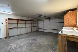 883 Los Flores St, Bullhead City, AZ 86429 - Photo 32