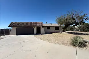 883 Los Flores St, Bullhead City, AZ 86429 - Photo 1