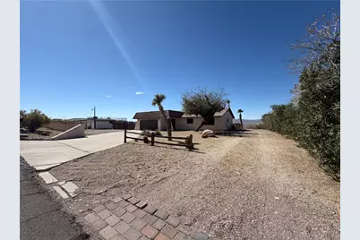 883 Los Flores Street, Bullhead City, AZ 86429 - Photo 6