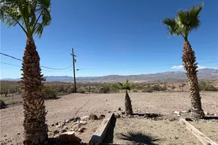 883 Los Flores St, Bullhead City, AZ 86429 - Photo 30