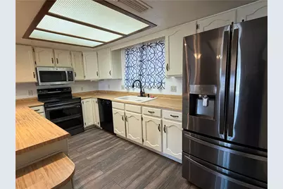 883 Los Flores Street, Bullhead City, AZ 86429 - Photo 14