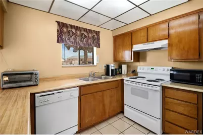 9721 N Pebble Drive, Kingman, AZ 86401 - Photo 10