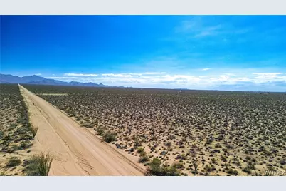 Parcel 924 W Crystal Springs Drive, Yucca, AZ 86438 - Photo 2