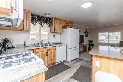 8290 S Smoketree Lane, Mohave Valley, AZ 86440 - Photo 12