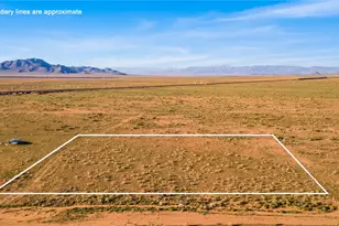 082 Dawson Dr, Kingman, AZ 86401 - Photo 1