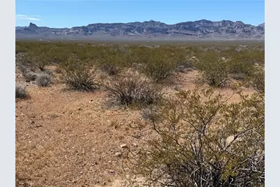 08008 E Aquarius Dr #813, Golden Valley, AZ 86413 - Photo 8