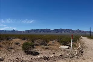 08008 E Aquarius Dr, Golden Valley, AZ 86413 - Photo 1