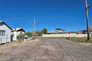 815 Madison St, Kingman, AZ 86401 - Photo 16