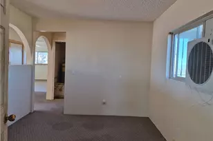 26432 N Tamarisk St, Meadview, AZ 86444 - Photo 12