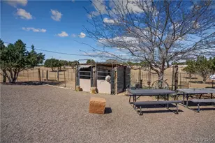 1108 S McCarrel Rd, Kingman, AZ 86401 - Photo 50
