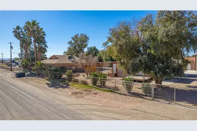 8893 S Calle Del Media, Mohave Valley, AZ 86440 - Photo 24