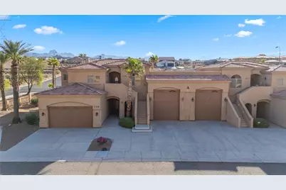 890 Florence Avenue #218, Bullhead City, AZ 86429 - Photo 1