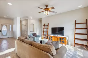 890 Florence Ave, Bullhead City, AZ 86429 - Photo 8