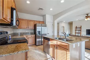 890 Florence Ave, Bullhead City, AZ 86429 - Photo 14