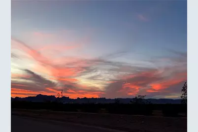 5043 Encanto Drive, Golden Valley, AZ 86413 - Photo 6