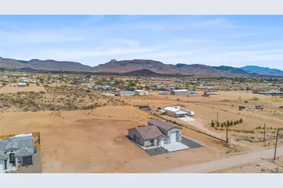 3340 N Higley Road, Golden Valley, AZ 86413 - Photo 32