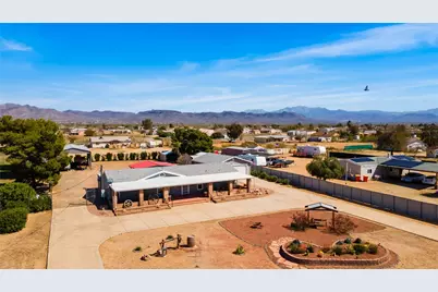 672 S Salt Road, Golden Valley, AZ 86413 - Photo 12
