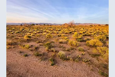 7354 E Blazed Ridge Drive, Kingman, AZ 86401 - Photo 4