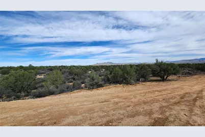 10116 E Hidden Valley Road, Kingman, AZ 86401 - Photo 30