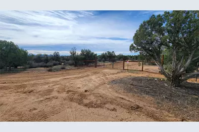 10116 E Hidden Valley Road, Kingman, AZ 86401 - Photo 8