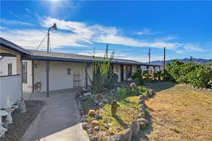 1227 Escalera Pl, Bullhead City, AZ 86442 - Photo 8